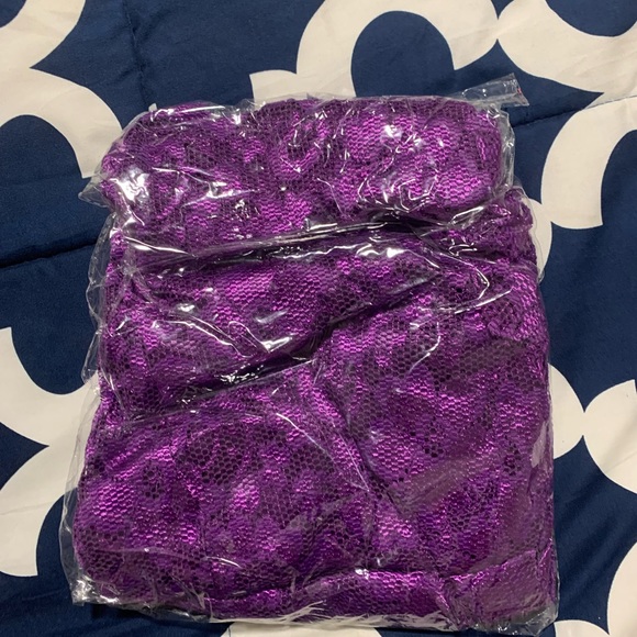 Lace Evening Dress - (Purple) - Picture 5 of 5